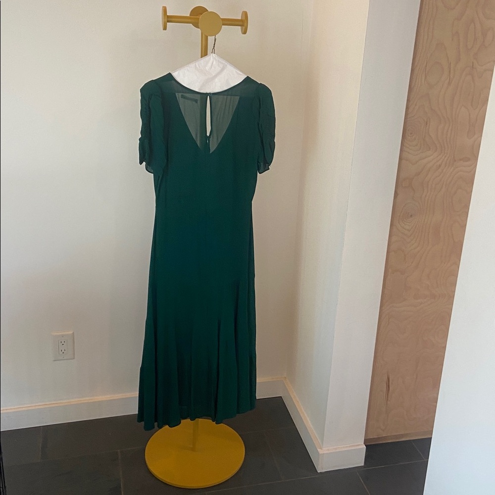 Reformation Cosa Tiered Crepe de Chine
Midi Dress - Picture 6 of 8